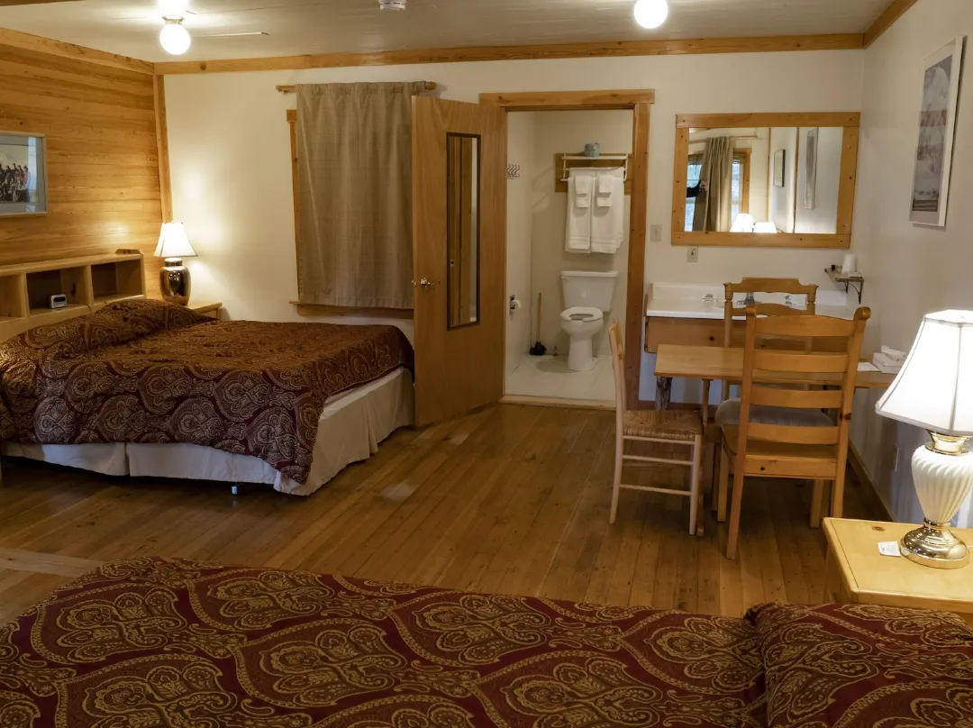 Whittaker's Motel & Historic Bunkhouse - Washington