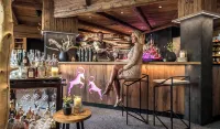 Abinea Dolomiti Romantic Spa - bar
