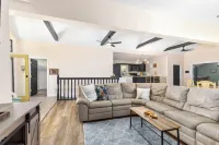Chippewa Lake House فنادق في بيغ رابيدز