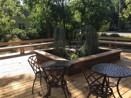 Judson Heath Colonial Inn Отели в г. Сотак