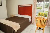 ホテル コロニアル ティフアナ