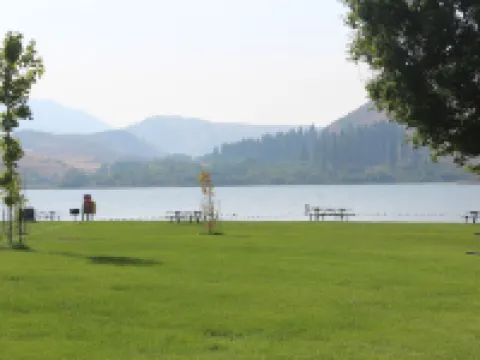 Methow River Lodge Hotels in Winthrop