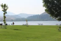 Methow River Lodge Hotels in Winthrop