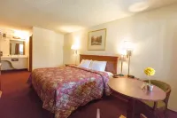 The River Inn Hotels in Three Rivers