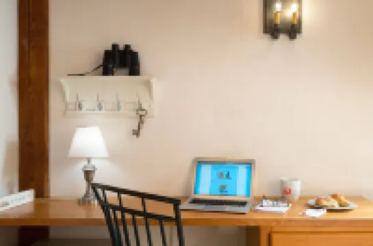 Seven Sea Street Inn