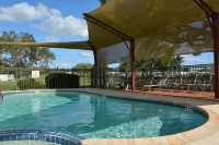 Executive Inn & Suites Cuero Hôtels à : Cuero