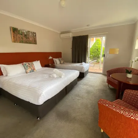 Higgins Lane Motel