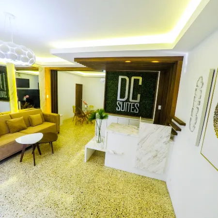 DC Suites Aeropuerto Отели рядом с достопримечательностью «Кеннеди»