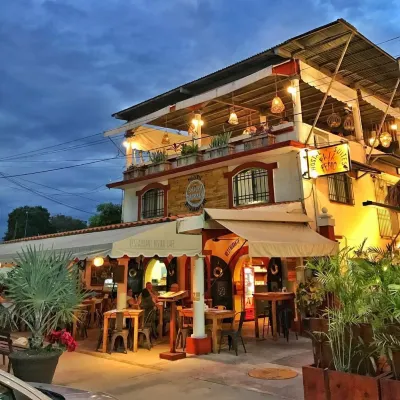 Hostal & Suites Pata de Perro Hotels in 