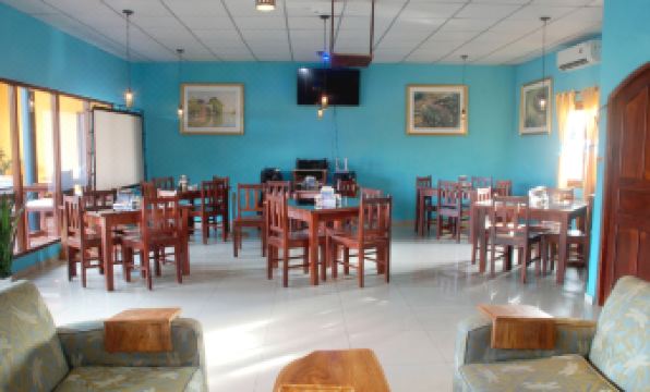 Big Daddy's Beach Club & Hotel - Housity
