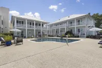 Bay Town Inn