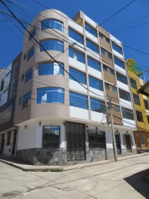 La Casa de Yoni Hotels in 