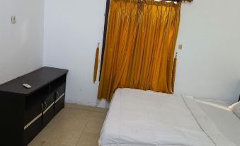 OYO 94043 Penginapan 88