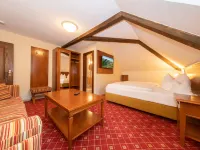 Hotel Gasthof Post Hotels in Nesselwang