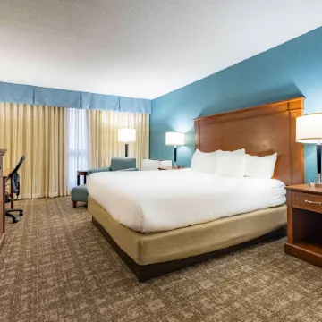 Pear Tree Inn St. Louis Near Union Station Отели рядом с достопримечательностью «Старое здание суда»