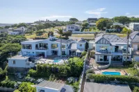 The Lookout Guest House - Homestays
