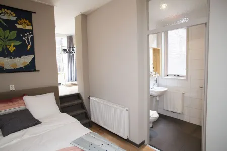 Holt Nijmegen Отели рядом с достопримечательностью «Университет Неймегена»