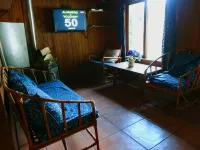Hostal la Maison - 2-Star