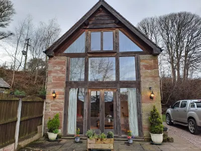 Orchard Cottage Hotels near Biddulph Library