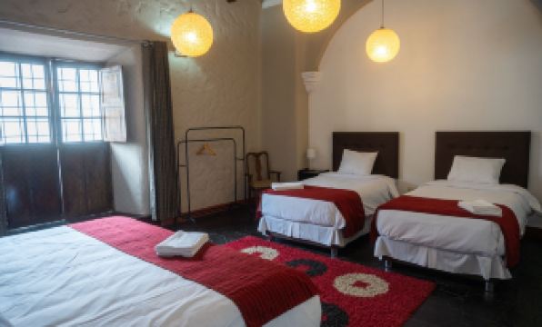 Andean Palace Boutique