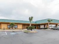 Quality Inn Midtown Hotels near Memorial Stadium