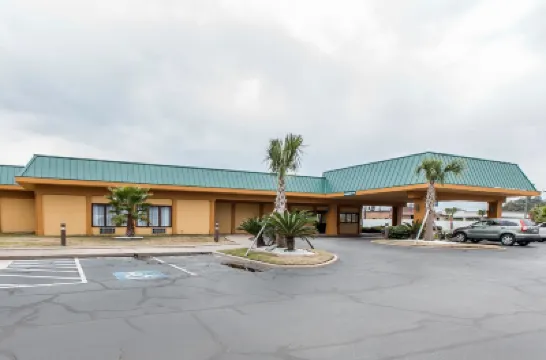 Quality Inn Midtown Hotels in Savannah