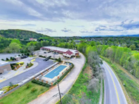 Dahlonega Mountain Inn Hotels in Lumpkin County