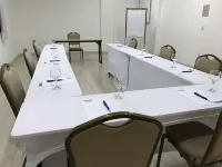 Champagnat Praia Hotel فنادق في فيلا فيلها