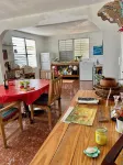 Best Location, Caribbean views, Off street parking, walk everywhere.