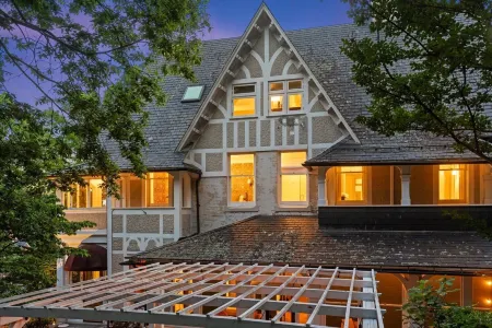 The Historic Inn at Oakdene Отели рядом с достопримечательностью «Университет Мэри Болдуин»