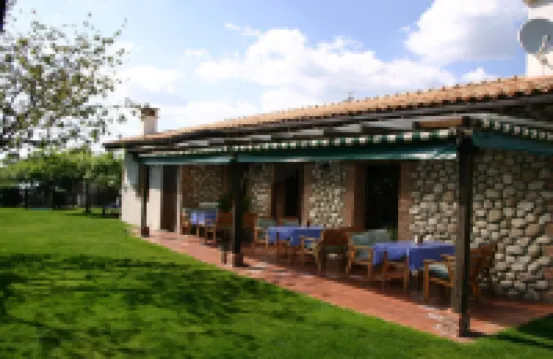 El Canchal de la Gallina -Cafetería -Aparcamiento Gratis - Jacuzzi Hotels in 