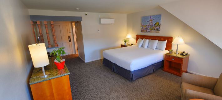 Royal Copenhagen Inn Hotels in Solvang