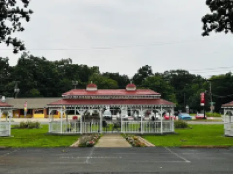 เมอร์เรย์อินน์และหอศิลป์ โรงแรมในเมอร์เรย์