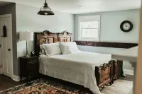 The Bond 1835 Hotels in Skaneateles