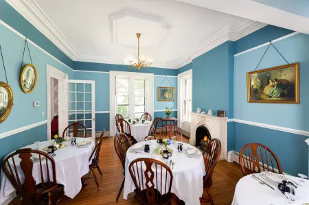 Rosemont Inn Bed & Breakfast