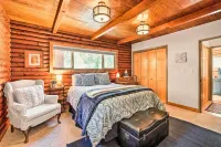 Dog-Friendly Kings Beach Log Cabin w/ Hot Tub! - 무료 와이파이