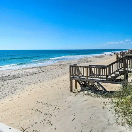 Modern Surf City Beach House w/ Hot Tub!