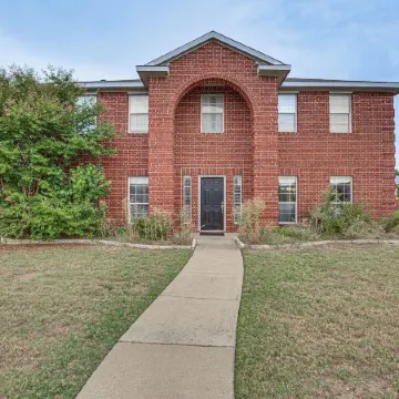 Pet-friendly Allen Home ~ 30 Mi to Dallas!