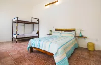 Casa Pancho Playa. Hospedaje con Desayuno y Alberca a 10 min de la playa - que admiten mascotas
