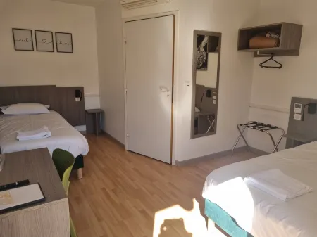 The Originals Access, Hôtel le Lutéa Отели в г. Бор-Лез-Орг