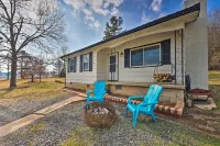 Cozy & Scenic Hodgen Cottage on 650 Acres! - 3-Star