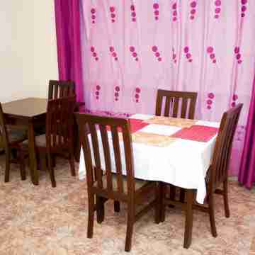 Jayliz Lodge Tema Dining/Meeting Rooms