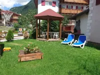 Hotel Nes Crepes - B&B a Pozza di Fassa Hotel in zona Col Ombert