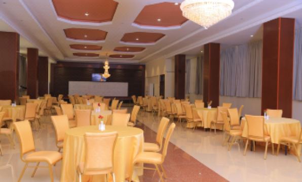 Sunland International Hotel