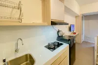 Warm and Homey Studio Tokyo Riverside Pik 2 Apartment - 2-Star