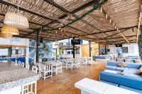 Hotel Kinova Hotels in Salinas