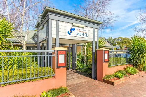 Berry Village Boutique Motel Hotels in Berry