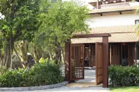Mayci Boutique Hotel & Restaurant by Amber فنادق في Duy Nghia