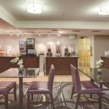 Days Inn by Wyndham Gainesville University I-75