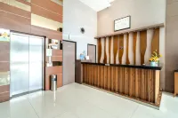 Max Hotel Hotel a Panakkukang